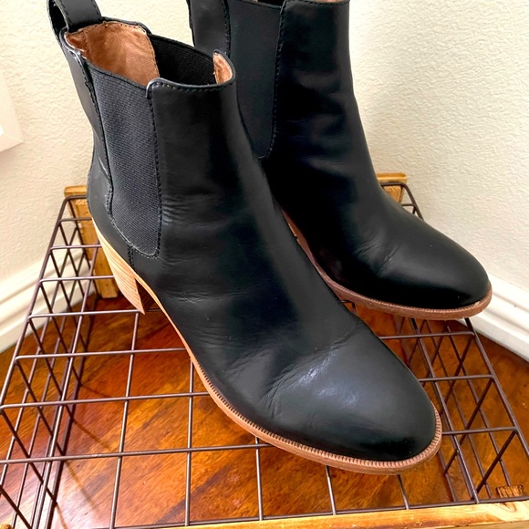 Madewell boot 7.5 black leather, raised heel EUC - Picture 1 of 3